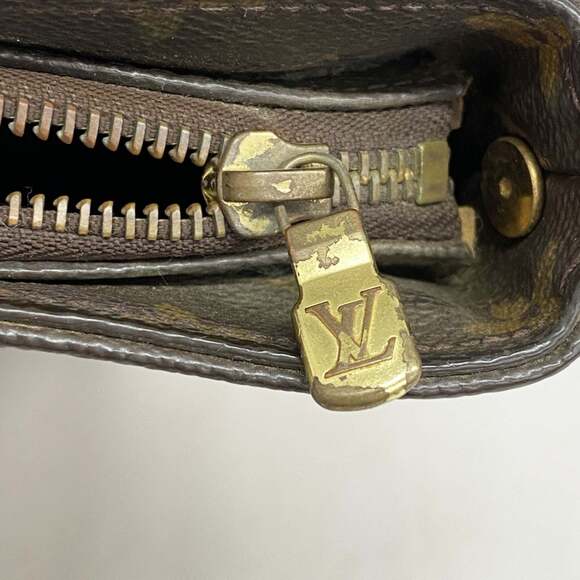 LOUIS VUITTON Brown Monogram Looping GM Shoulder Bag - Picture 15 of 16